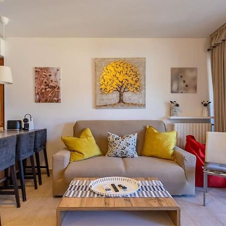 Wraparound Lake Views Bellavista Residence Campione d'Italia Luaran gambar