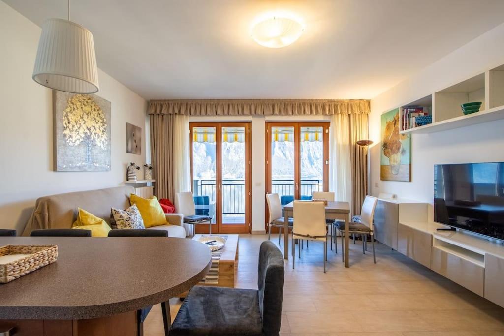 Wraparound Lake Views Bellavista Residence Campione d'Italia Luaran gambar