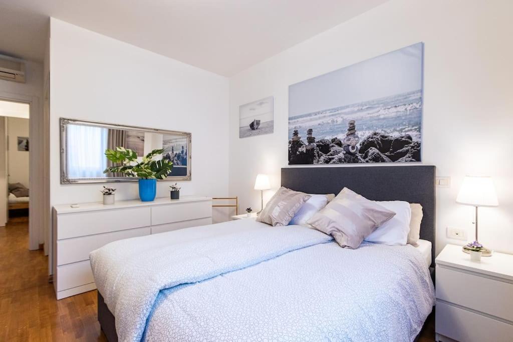 Wraparound Lake Views Bellavista Residence Campione d'Italia Luaran gambar