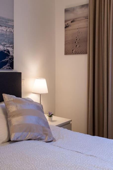 Wraparound Lake Views Bellavista Residence Campione d'Italia Luaran gambar